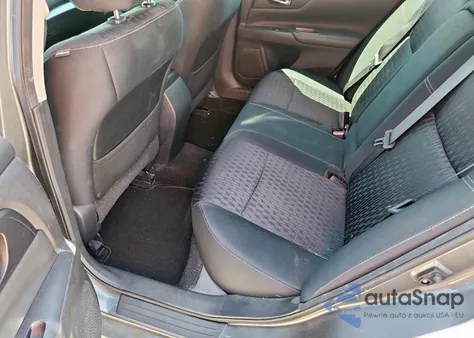 2017 Nissan Altima 2.5 из США, поврежденный, VIN 1N4AL3AP5HC254182